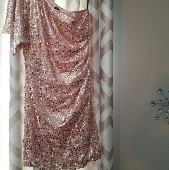 Sparkling party dress - Picture 3 of 3